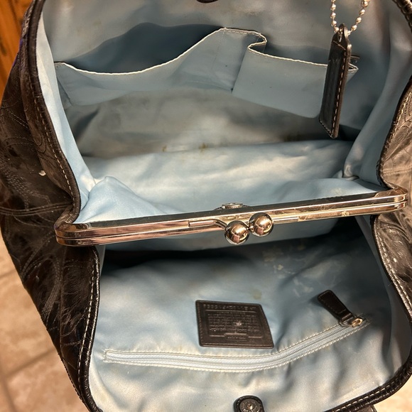 Coach purse - Picture 3 of 4